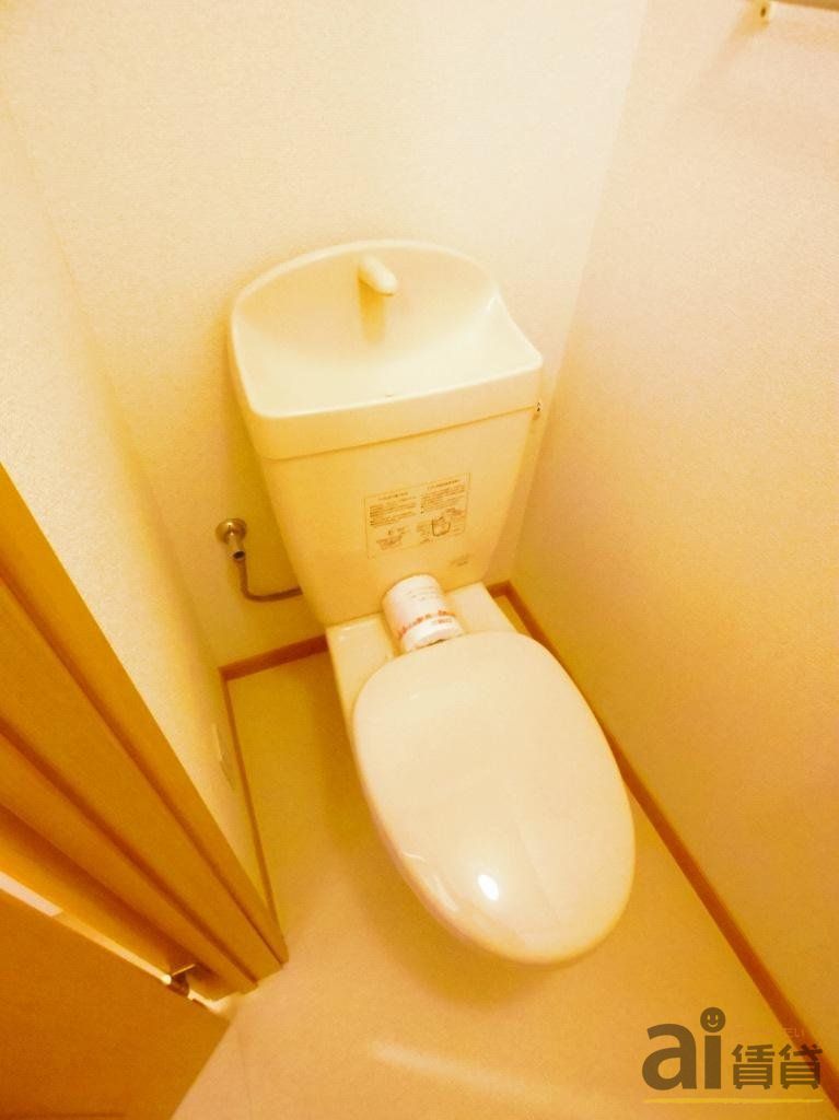 トイレ　※同仕様写真