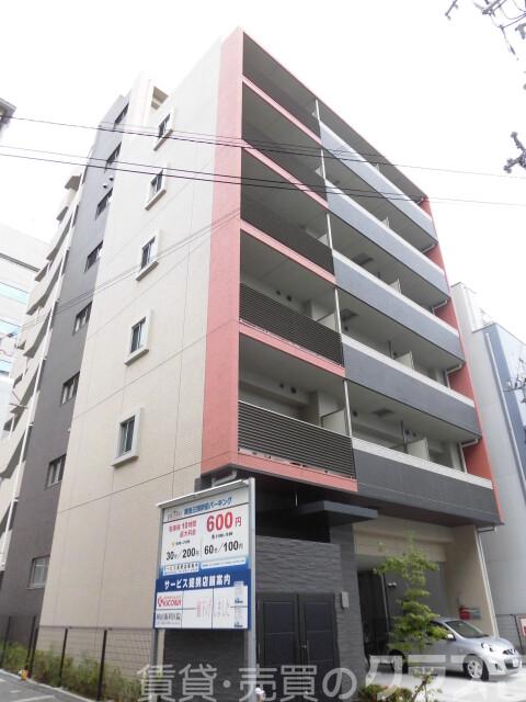 建物外観　８階建ての鉄筋コンクリート造です♪