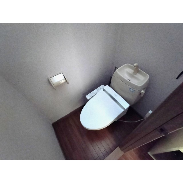 トイレ　※別間取りの写真です