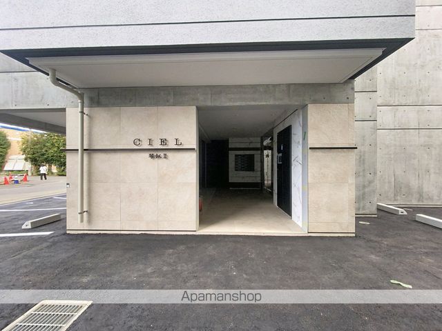 地下鉄東西線 二十四軒駅 徒歩7分 5階建 築1年の外観写真