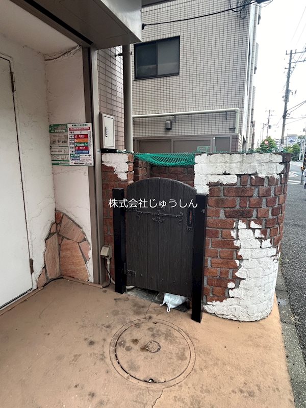 その他共有部分　閾値内ゴミ置き場♪【メゾンユーフラテス】