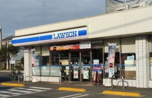 コンビニ　ローソン 清瀬中里三丁目店（コンビニ）まで489m