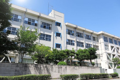 小学校　清瀬市立清瀬小学校（小学校）まで296m