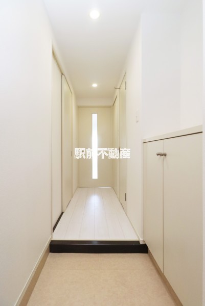 玄関　※同マンション別部屋
