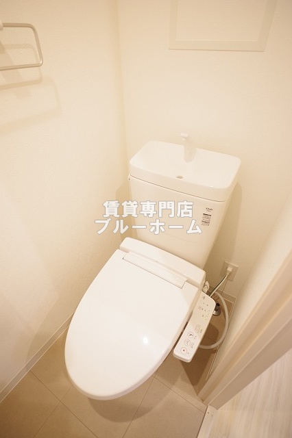 地下鉄御堂筋線 新金岡駅 徒歩7分 8階建 築1年のトイレ写真
