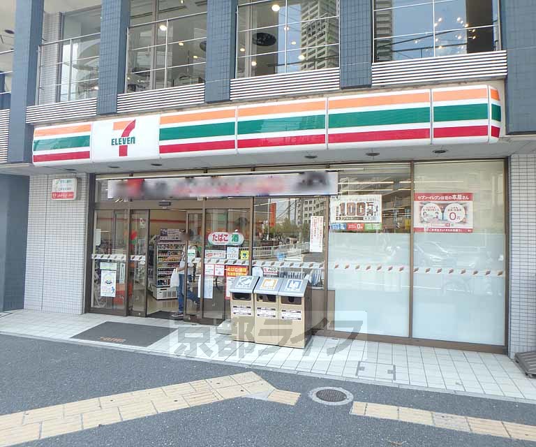 コンビニ　セブンイレブン 枚方くずは駅前店（コンビニ）まで74m