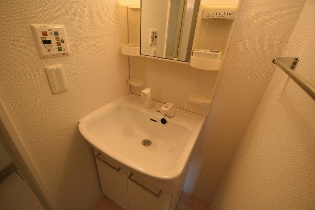 洗面設備　同建物サンプル写真