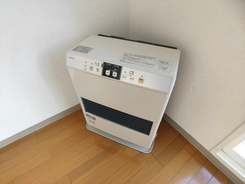 その他設備　灯油暖房です。札幌の寒い冬もこれで大丈夫！
