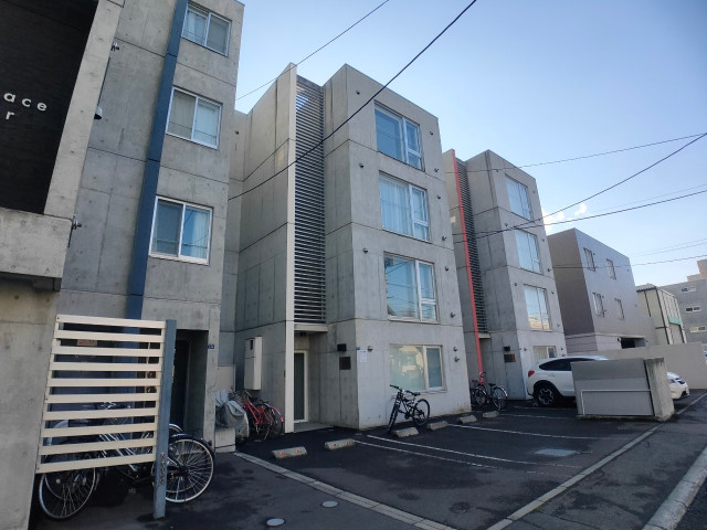 建物外観　札幌市中央区南６条西「エスパスブラン」