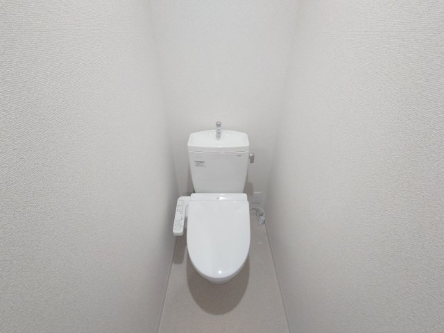 ソリティア西宮池田のトイレ写真