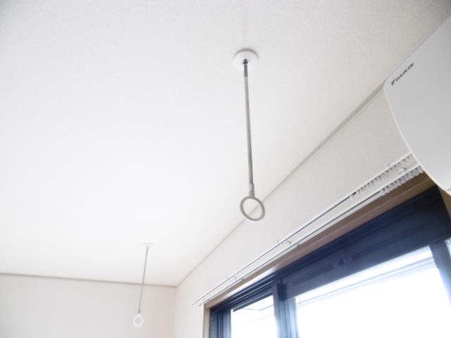 その他設備　室内物干し