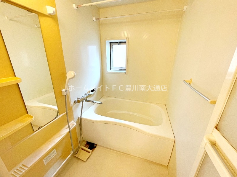 バス・シャワールーム　同型別部屋写真
