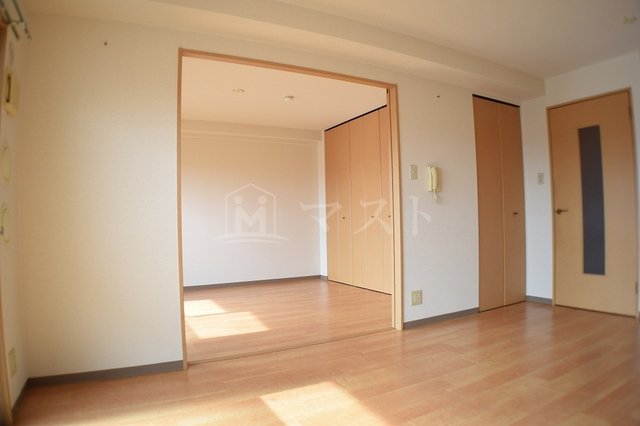 居室・リビング　別部屋参考写真