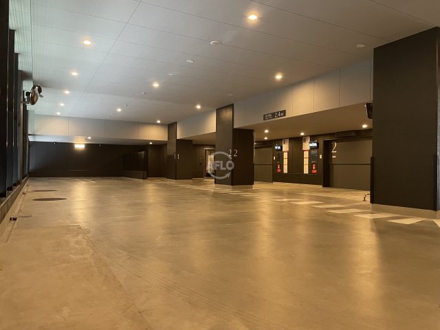 駐車場　シティタワー大阪本町　駐車場