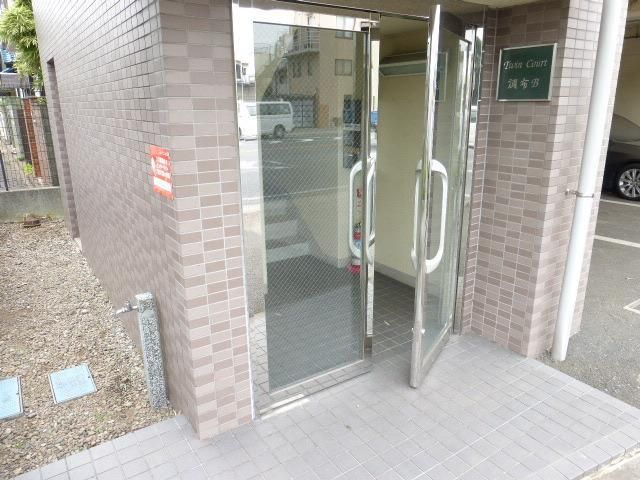 エントランス　★お問い合わせはタウンハウジングまで★