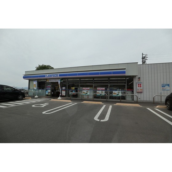 コンビニ　ローソン中野西条店（コンビニ）まで813m
