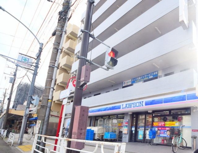 コンビニ　ローソン横浜本牧町一丁目店（コンビニ）まで342m