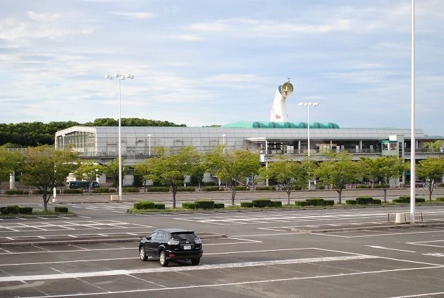公園　万博記念公園（公園）まで1959m