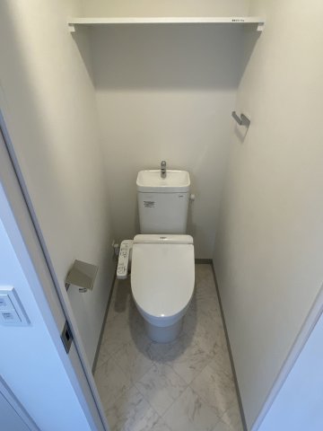 トイレ　ゆったりとした空間のトイレです