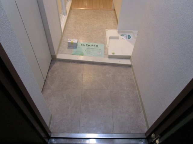 玄関　収納もある玄関です