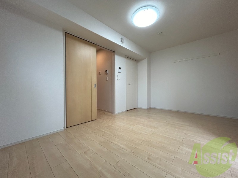 その他部屋・スペース　広々としたお部屋で家具の配置が楽しみですね。