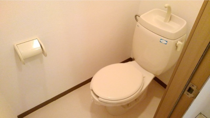 トイレ　図面と現状に相違がある場合には現状を優先