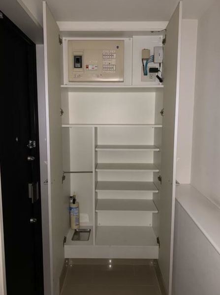 玄関　※別部屋参考写真