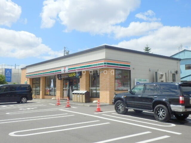 コンビニ　セブンイレブン札幌北26条店（コンビニ）まで199m
