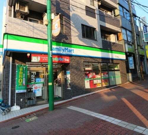 コンビニ　ファミリーマート 大田上池台店（コンビニ）まで154m