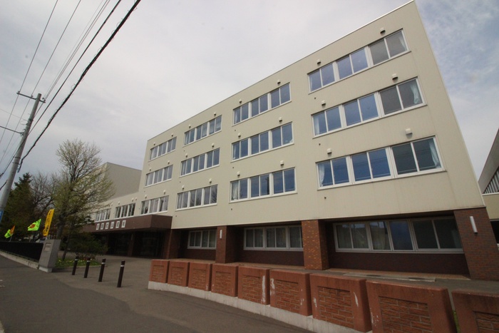 小学校　北郷小学校（小学校）まで850m