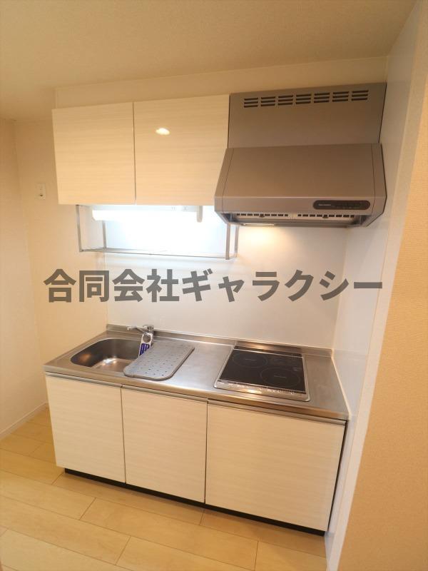 キッチン　２口HIコンロ付きのシステムキッチン