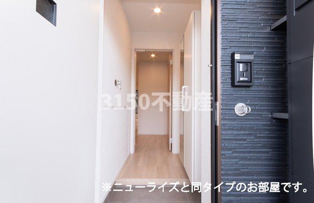 玄関　落ち着いた玄関です