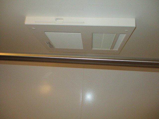 その他設備　浴室乾燥機