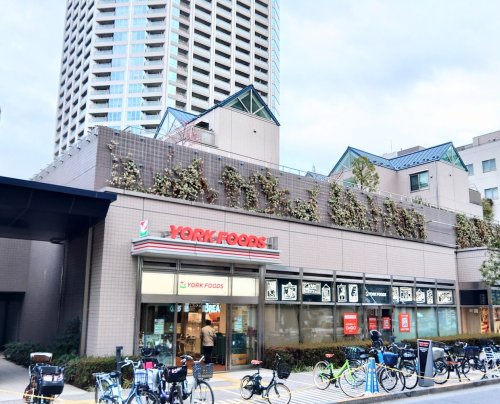 スーパー　ヨークフーズ 新宿富久店（スーパー）まで974m