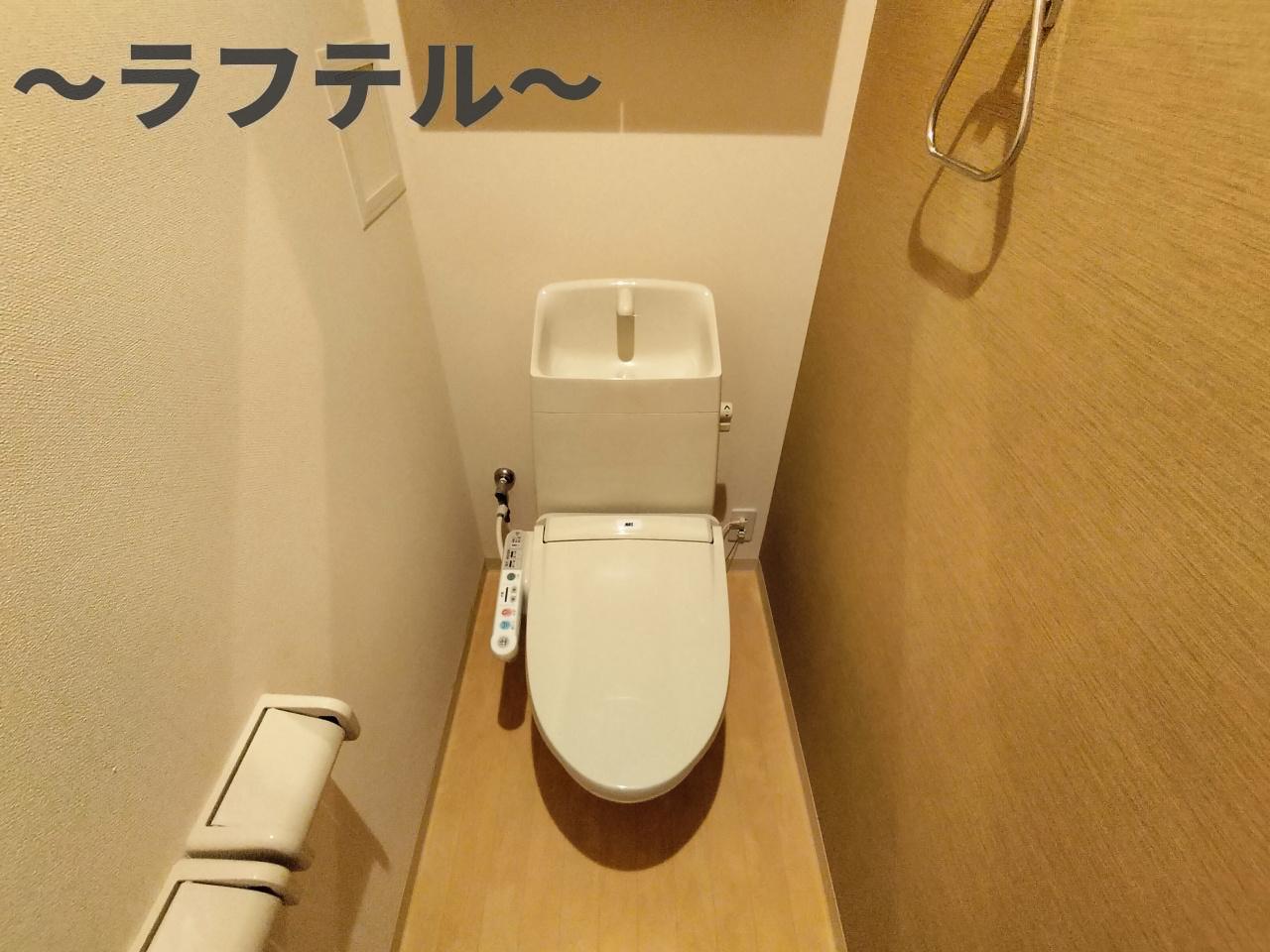 トイレ　別部屋イメージ写真