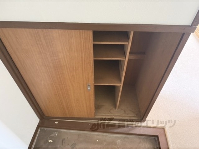 収納　下駄箱