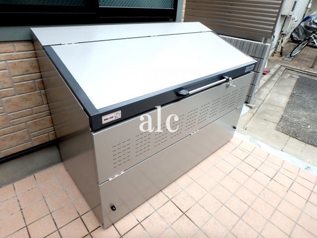 その他共有部分　敷地内ごみ置き場です。同シリーズ仕様