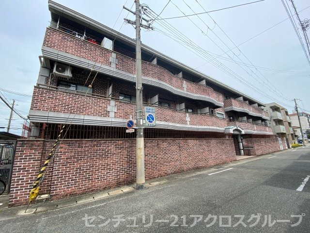 建物外観　オートロック付きで安心です♪
