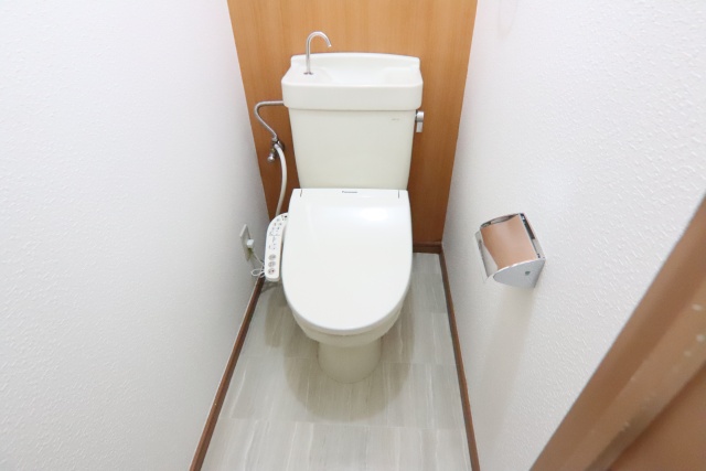 トイレ　別室の参考写真です。※現況優先
