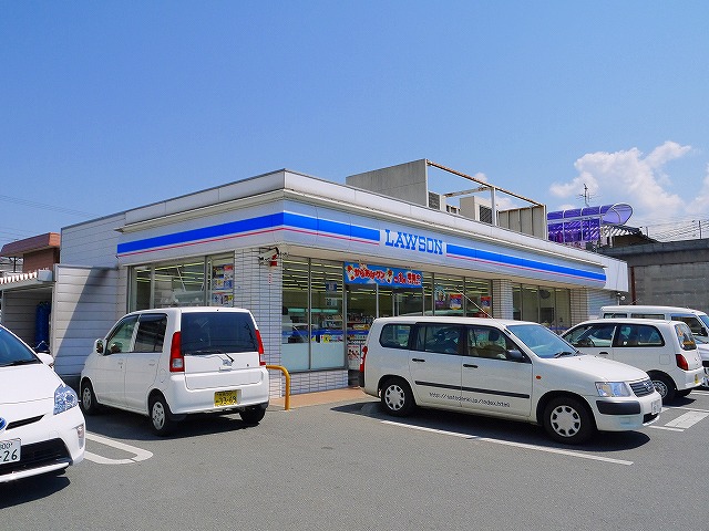コンビニ　ローソン　奈良西九条町二丁目店（コンビニ）まで549m
