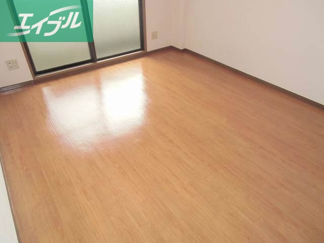 居室・リビング　写真は違うお部屋になります