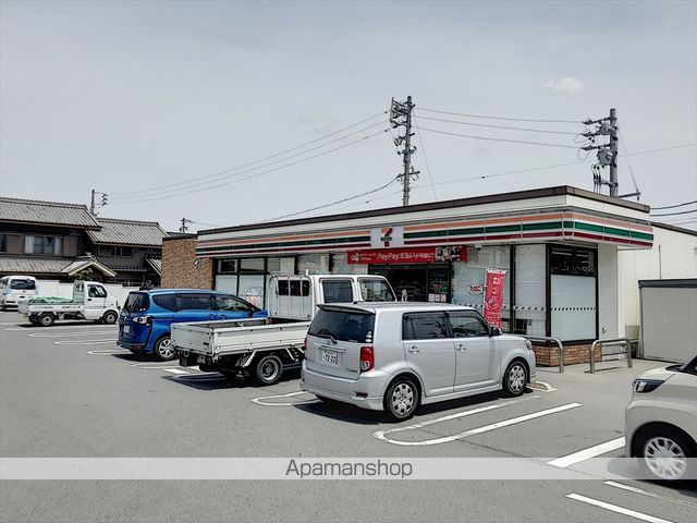 コンビニ　セブン－イレブン東浦石浜駅西店（コンビニ）まで313m