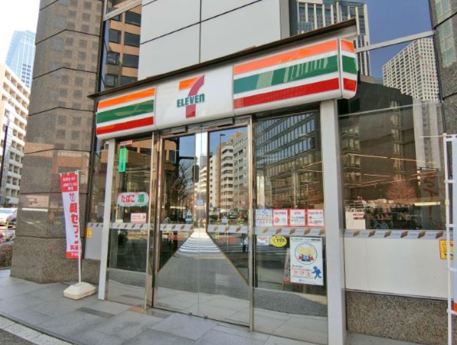 コンビニ　セブンイレブン虎ノ門5丁目店（コンビニ）まで149m