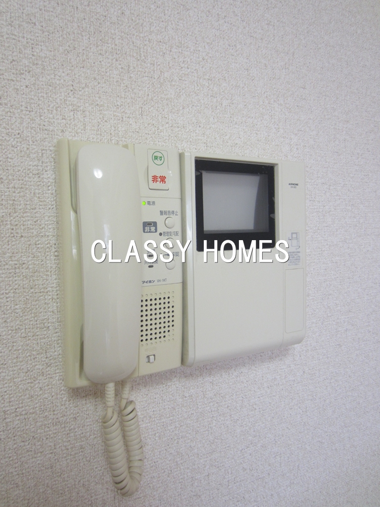 セキュリティ　2002年竣工　フェニックス新橋：モニターホン