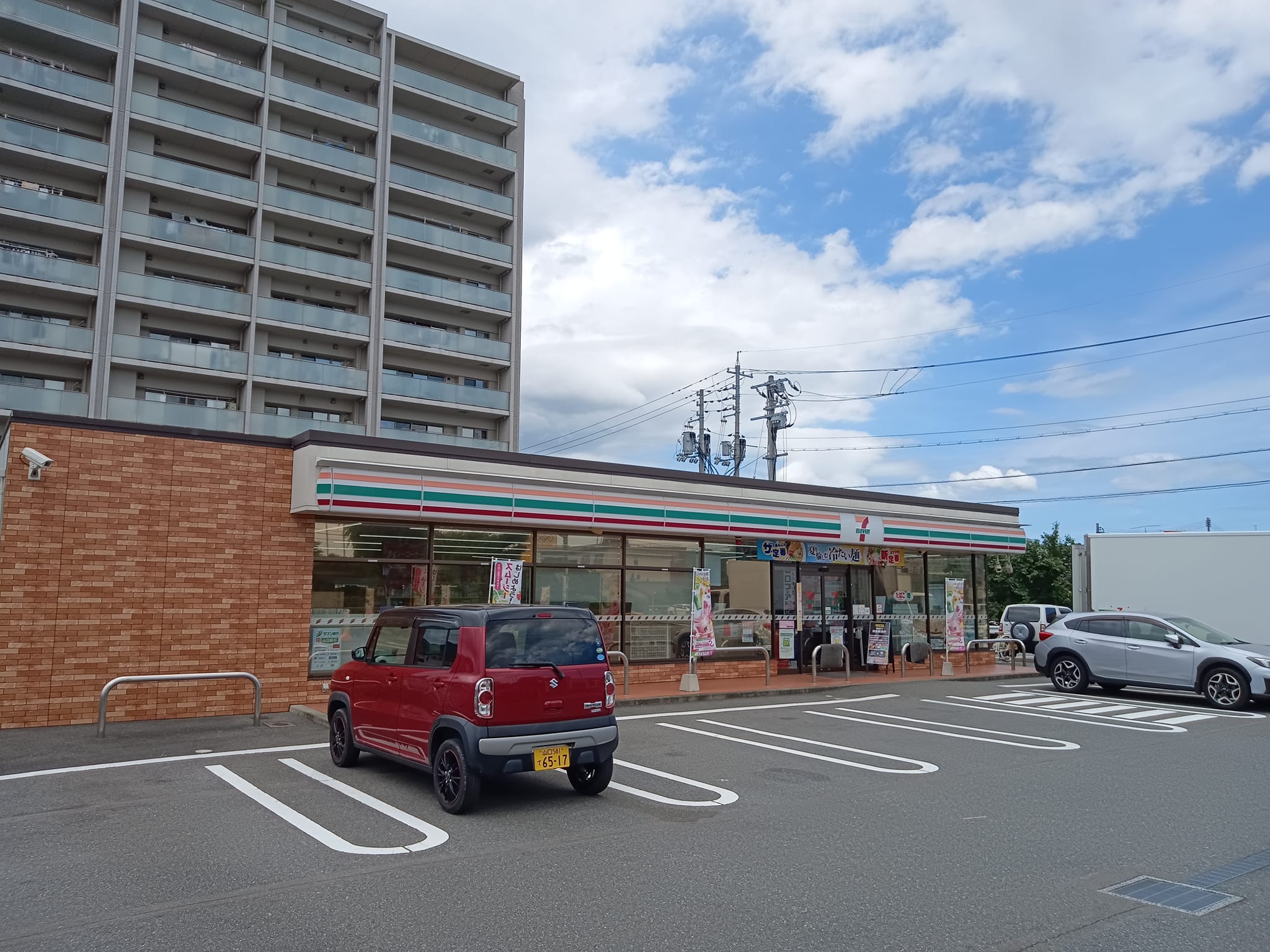 コンビニ　セブンイレブン山口吉敷下東店（コンビニ）まで468m
