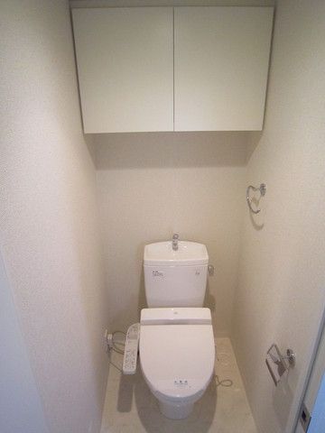 トイレ　ウォシュレット付きトイレ