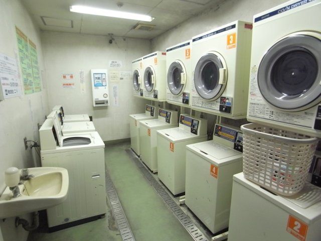 その他　コインランドリー