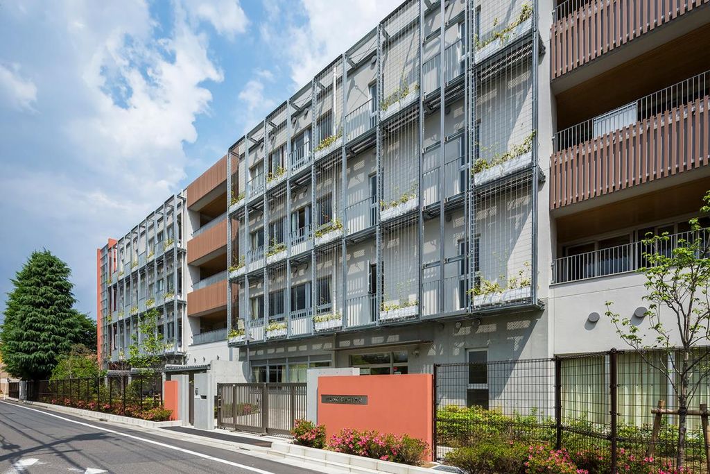中学校　練馬区立開進第四中学校（中学校）まで3300m