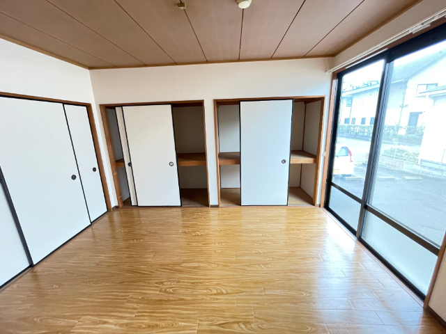 収納　あわせて２間の収納があります。