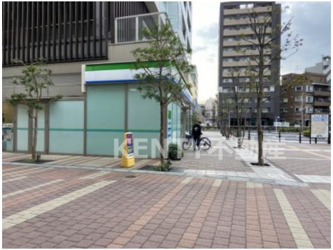 コンビニ　ファミリーマート 糀谷駅南店（コンビニ）まで328m
